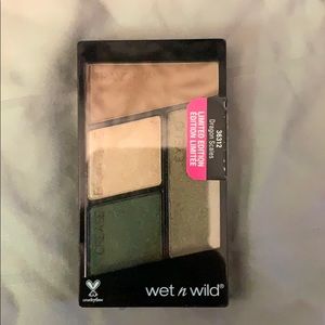 limited edition Wet n Wild Dragon Scales